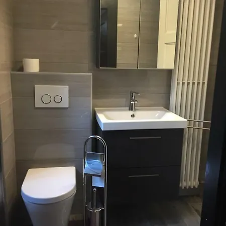 Apartman Eglantine *